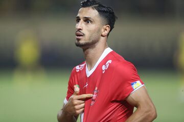 آقای گل پرسپولیس اولین گام را برای ویزای آمریکا برداشت