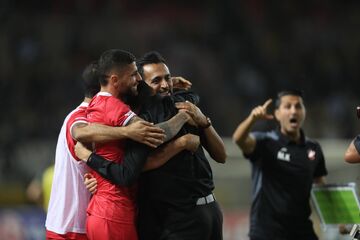 مافیا دور و بر پرسپولیس است!/ پیام نیازمند ۶۰ درصد پرسپولیس بود/ هاشمیان ثابت کرد یک سرمربی نترس است