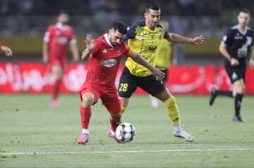 جنگ پرسپولیس و سپاهان جدی‌تر شد