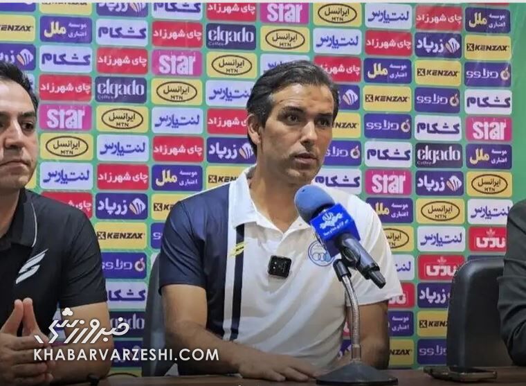 مربی استقلال: این حق ساپینتو نیست او باید درباره استقلال حرف بزند/ شکست دادن ذوب آهن آسان نیست