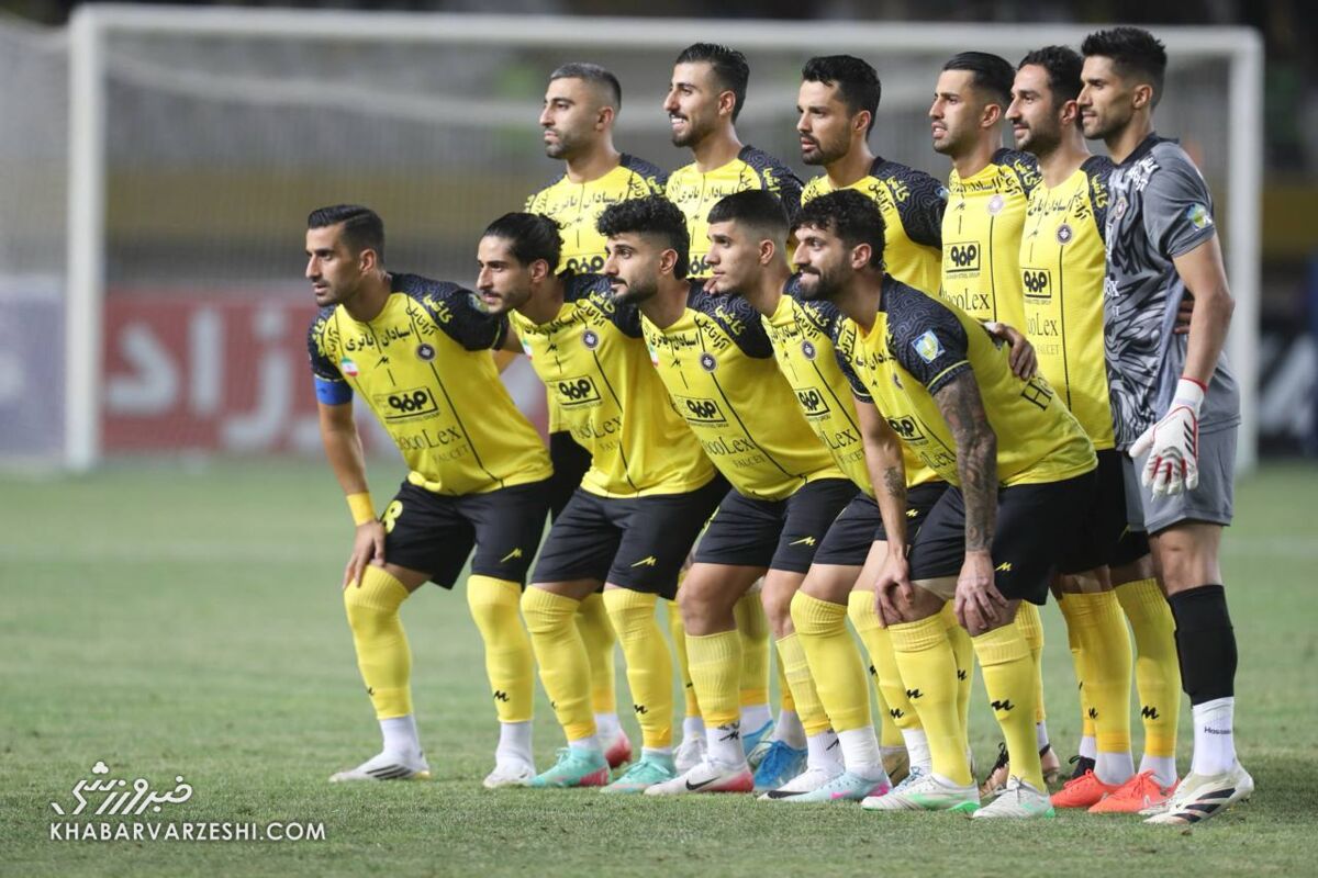 عکس تیمی سپاهان مقابل پرسپولیس