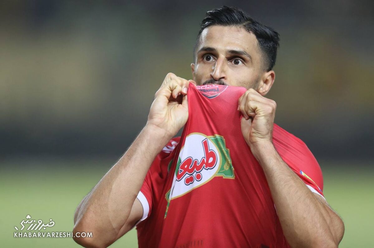 علیپور رکورد مهاجم اینتر را شکست!/ فریم به فریم با تاریخسازی مهاجم پرسپولیس در الکلاسیکو +عکس