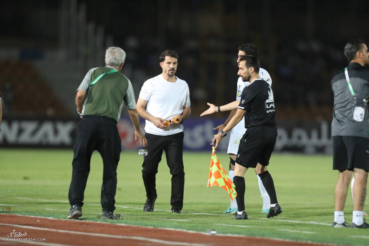 ویدیو| ذوب آهن سند منتشر کرد؛ داور پیروزی را از ما گرفت! ویدیو| ذوب آهن سند منتشر کرد؛ داور پیروزی را از ما گرفت!