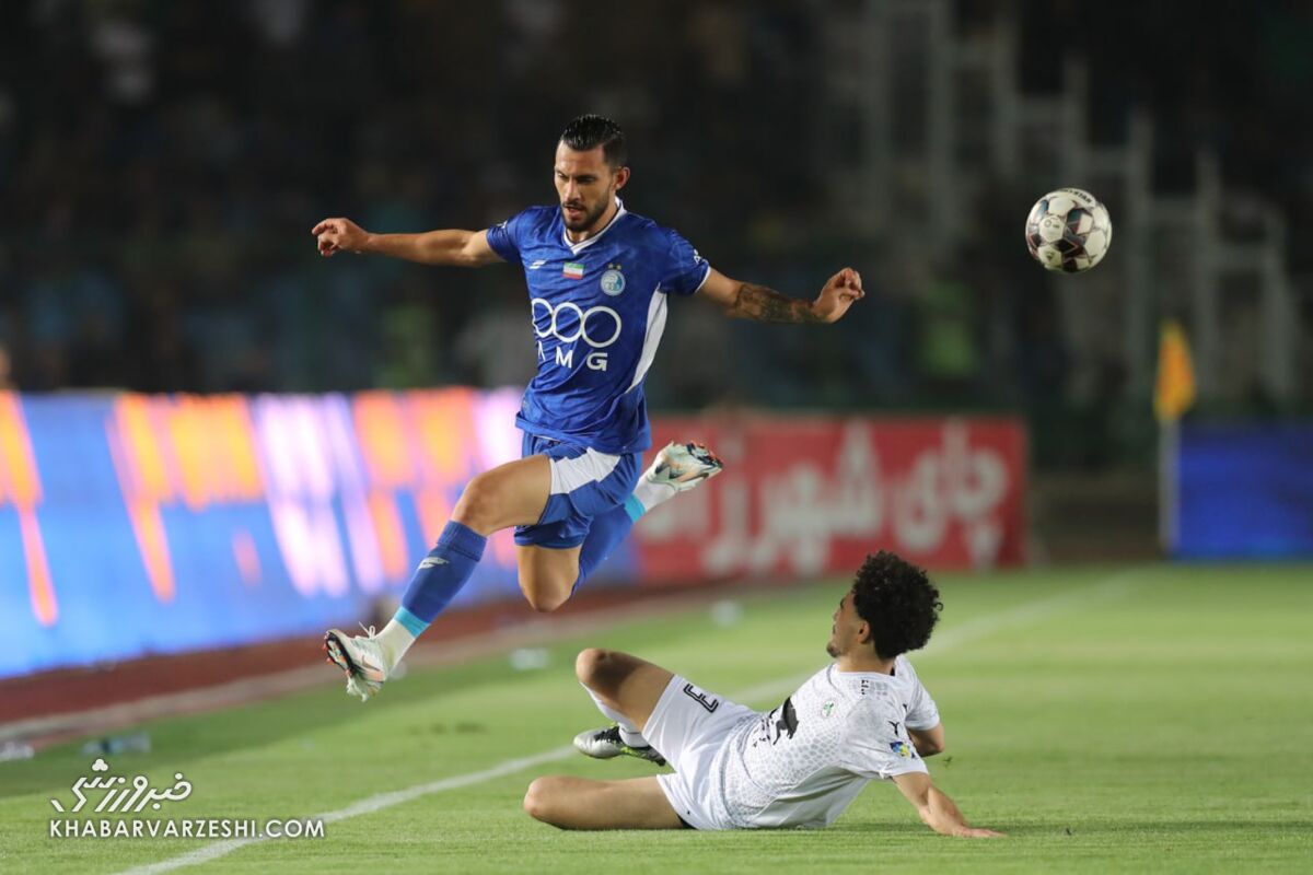 تعطیلی لیگ و یک ازدواج؛ جشن عروسی مهاجم استقلال برگزار شد +عکس تعطیلی لیگ و یک ازدواج؛ جشن عروسی مهاجم استقلال برگزار شد +عکس