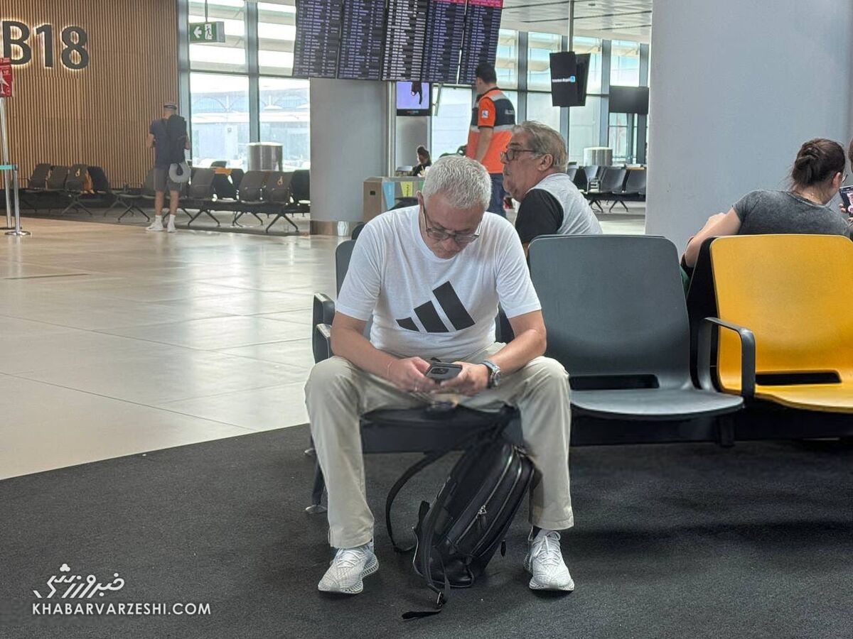 ژوزه مورینیو در فرودگاه استانبول