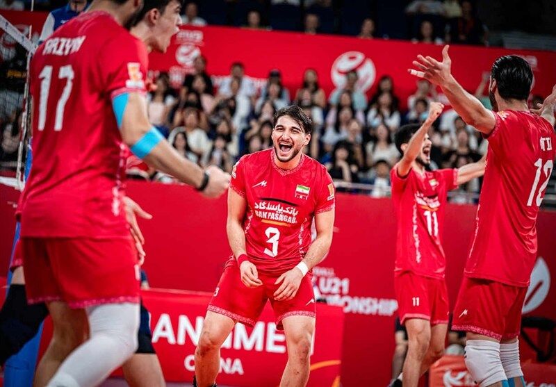 تیم ملی ایران مقتدرانه قهرمان جهان شد/ تاریخسازی بلندقامتان طلایی با رسیدن به رکورد روسیه و برزیل تیم ملی ایران مقتدرانه قهرمان جهان شد/ تاریخسازی بلندقامتان طلایی با رسیدن به رکورد روسیه و برزیل