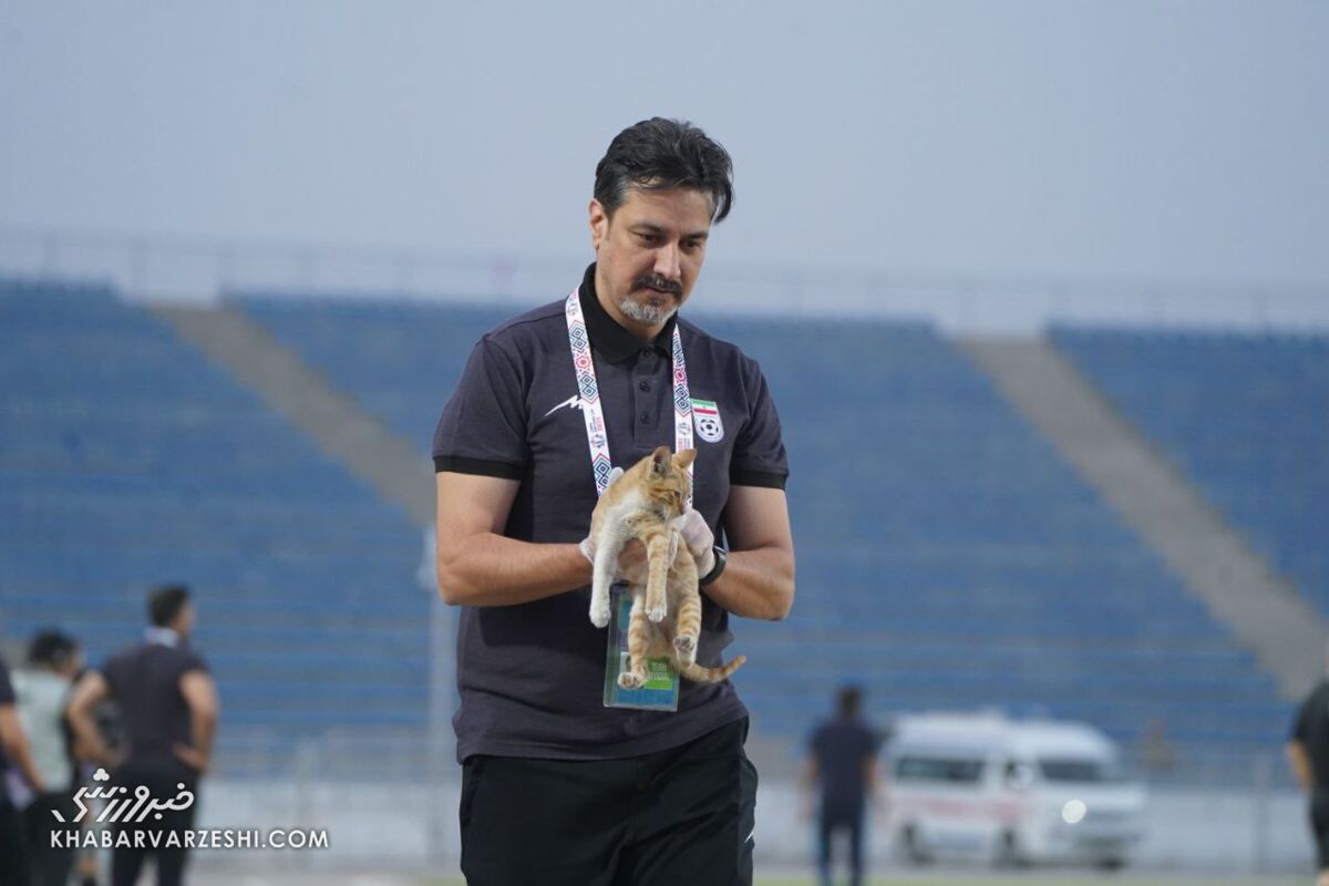 فوتبال فراتر از برد و باخت است؛ اسکورت حرفهای مهمان غیرمنتظره تیم ملی +عکس