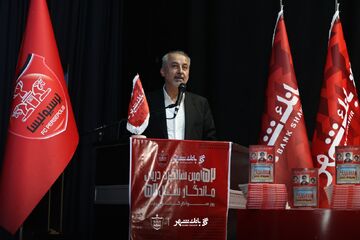 ضعف مدیریت دوباره خودش را نشان داد؛ فرصت سوزی عجیب پرسپولیس در فیفادی!