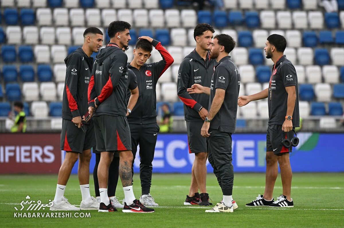 کریخوانی ستاره رئال مادرید برای تیم ملی اسپانیا کریخوانی ستاره رئال مادرید برای تیم ملی اسپانیا