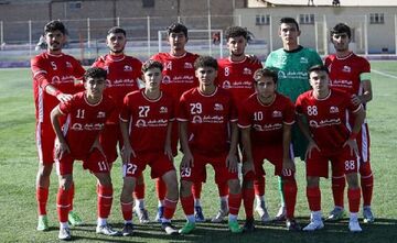 شکست پرسپولیس مقابل تراکتور