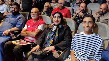 خانم مجری سرشناس، مهمان پرسپولیس در جشن شش‌تایی‌ها! +عکس
