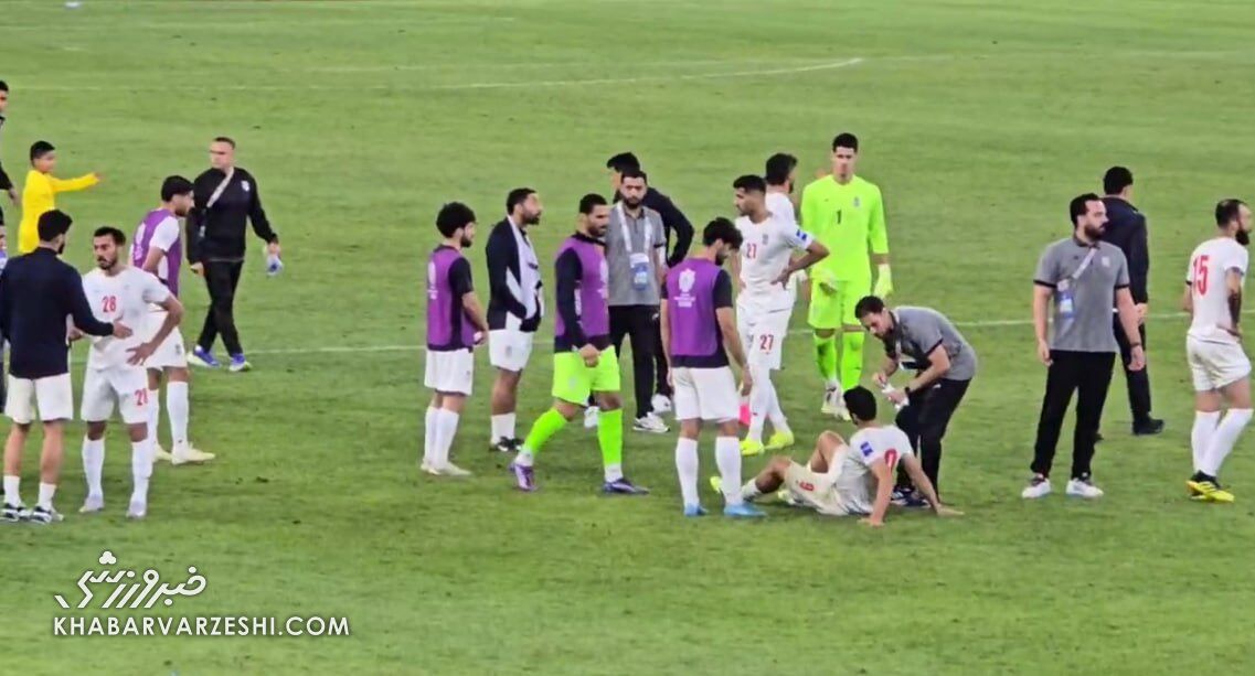 چهره بهت‌زده بازیکنان تیم ملی فوتبال/ انتقام ازبک‌ها از قلعه‌نویی با جشن و پایکوبی مقابل ایران! +عکس