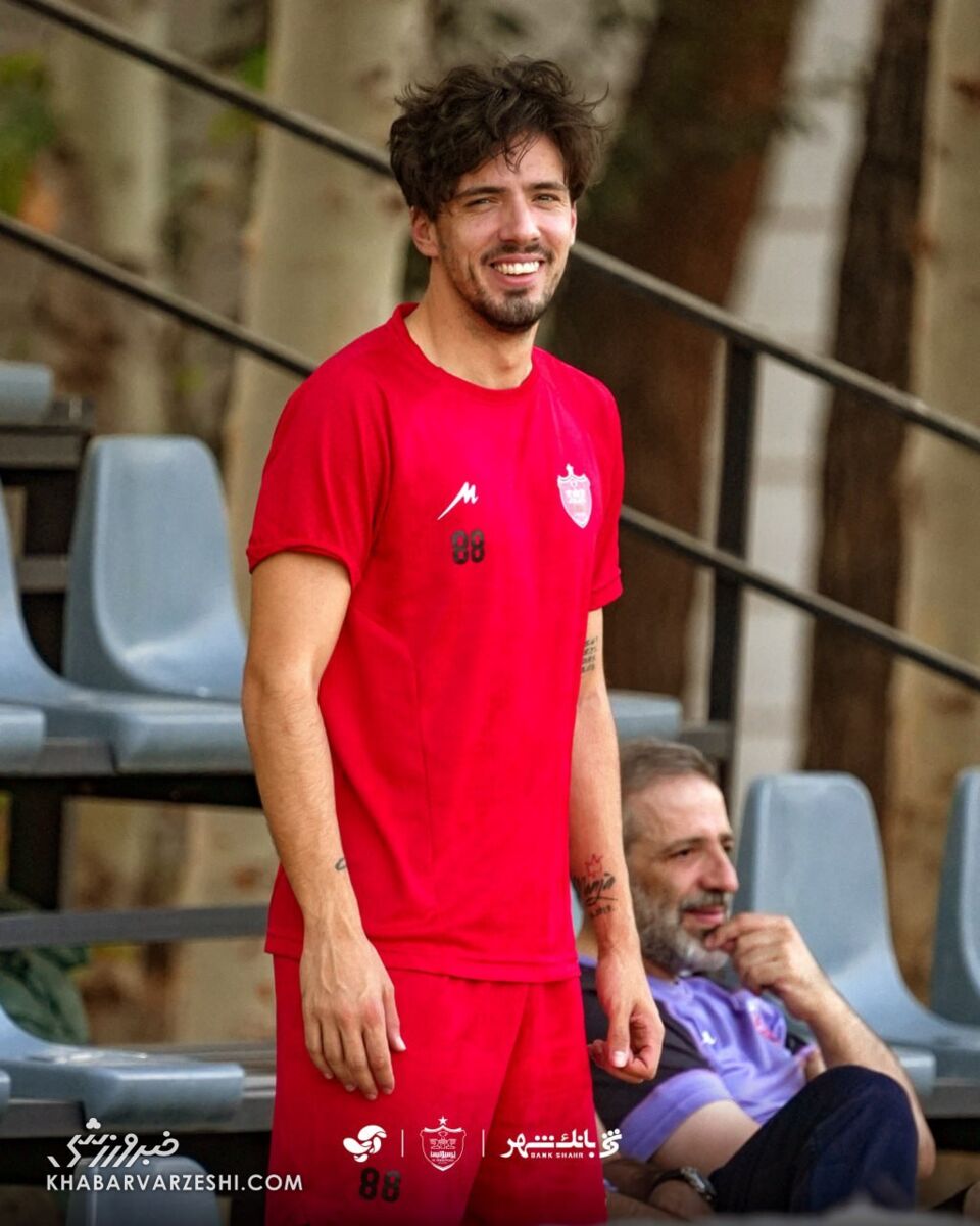 بازگشت چند ستاره‌ به پرسپولیس +عکس