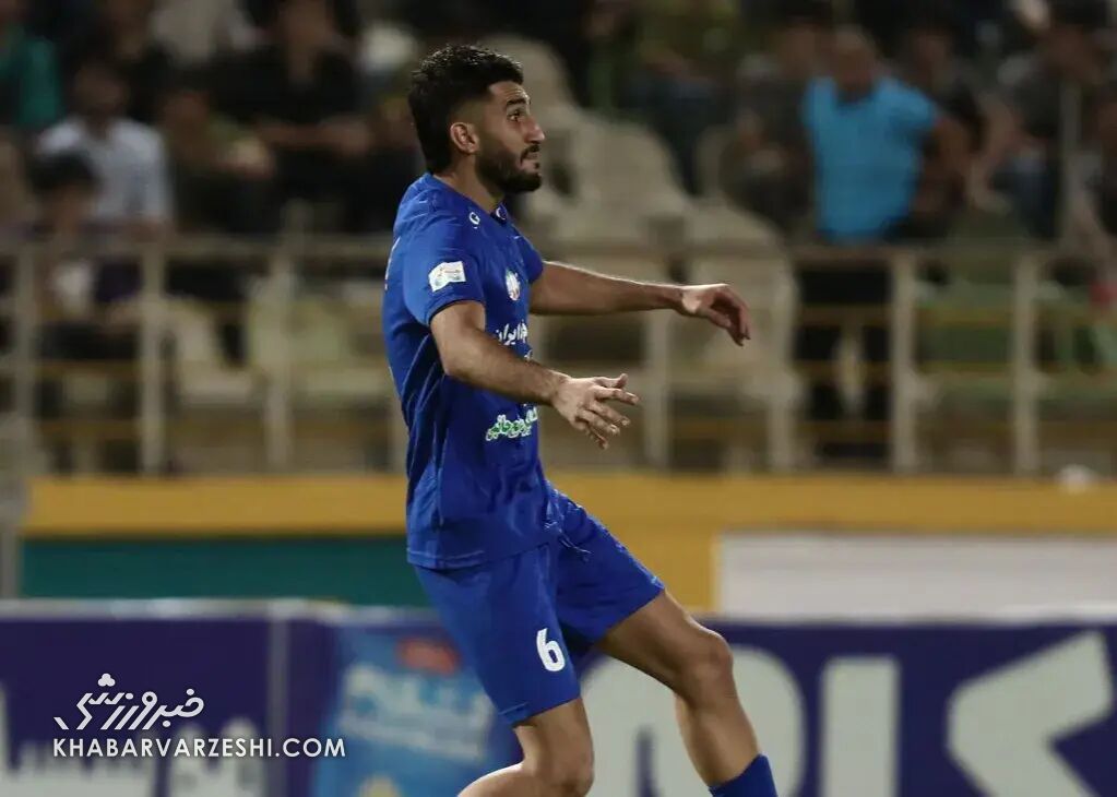 به عشق پرسپولیس «۶» نشان دادم/ استقلال نه، منتخب رئال و بارسا را بردیم/داوری به ضرر ما بود، استقلالی ها به چه چیزی معترض هستند؟! به عشق پرسپولیس «۶» نشان دادم/ استقلال نه، منتخب رئال و بارسا را بردیم/داوری به ضرر ما بود، استقلالی ها به چه چیزی معترض هستند؟!