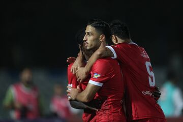معادله خط حمله پرسپولیس حل می‌شود؛ علیپور ماندنی شد؟