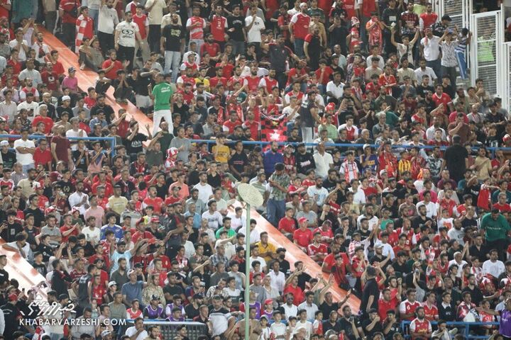 هواداران پرسپولیس؛ پرسپولیس - فولاد