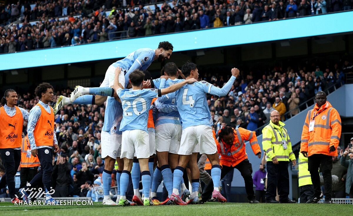 منچسترسیتی ۳ - منچستریونایتد ۰/ برنده دربی با فیل و بچه غول!/ شیاطینسرخ در خانه همشهری تحقیر شدند منچسترسیتی ۳ - منچستریونایتد ۰/ برنده دربی با فیل و بچه غول!/ شیاطینسرخ در خانه همشهری تحقیر شدند