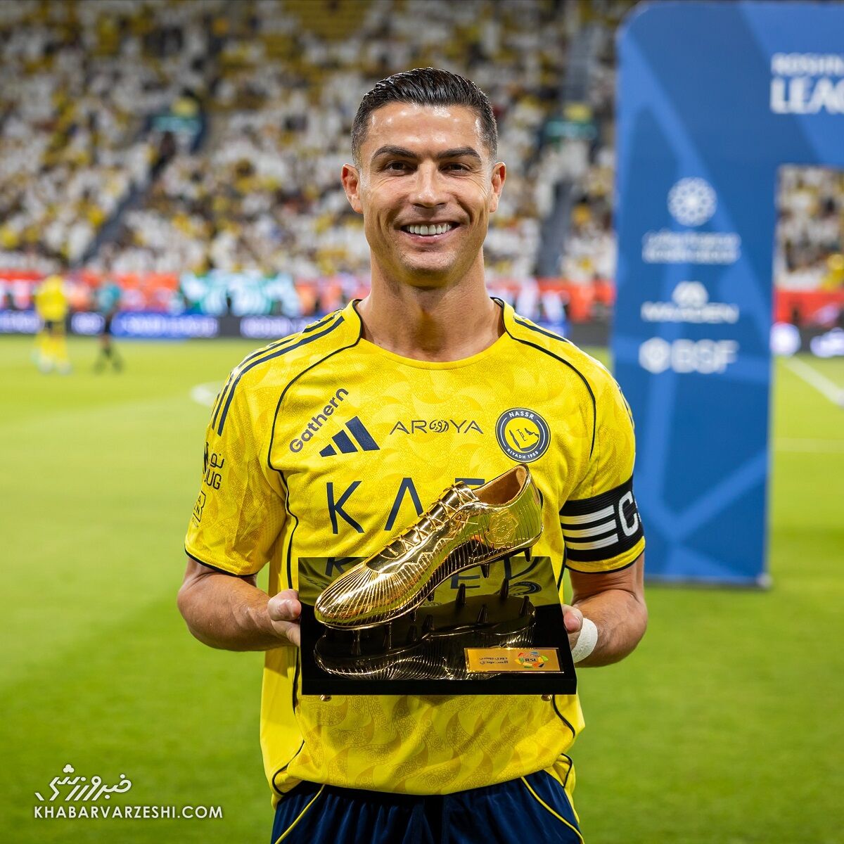 کفش طلا به رونالدو رسید/ کریستیانو پادشاه گل عربستان در ۴۰ سالگی +عکس