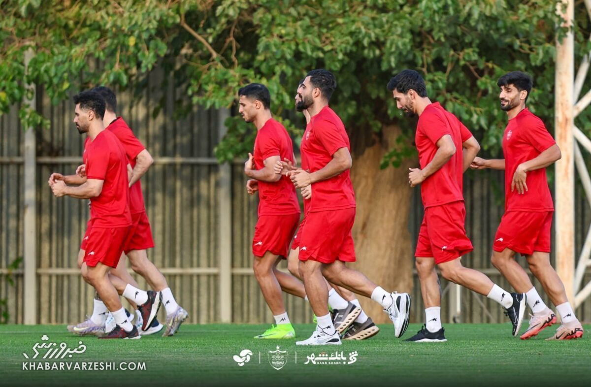 بازگشت ستاره ملی‌پوش به پرسپولیس/ خط هافبک سرخ‌ها قرص شد +عکس