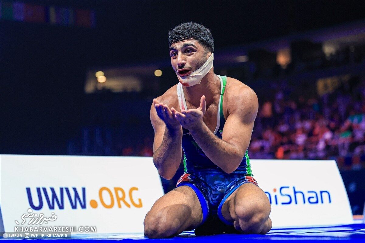 ویدیو| کشتی گیر فرانسوی باز هم سر شکست؛ رقیب آذری در فینال باج نداد! ویدیو| کشتی گیر فرانسوی باز هم سر شکست؛ رقیب آذری در فینال باج نداد!