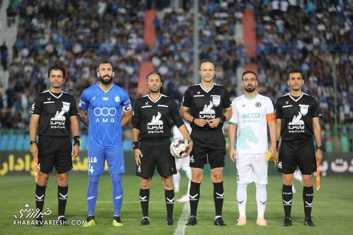 استقلال - پیکان