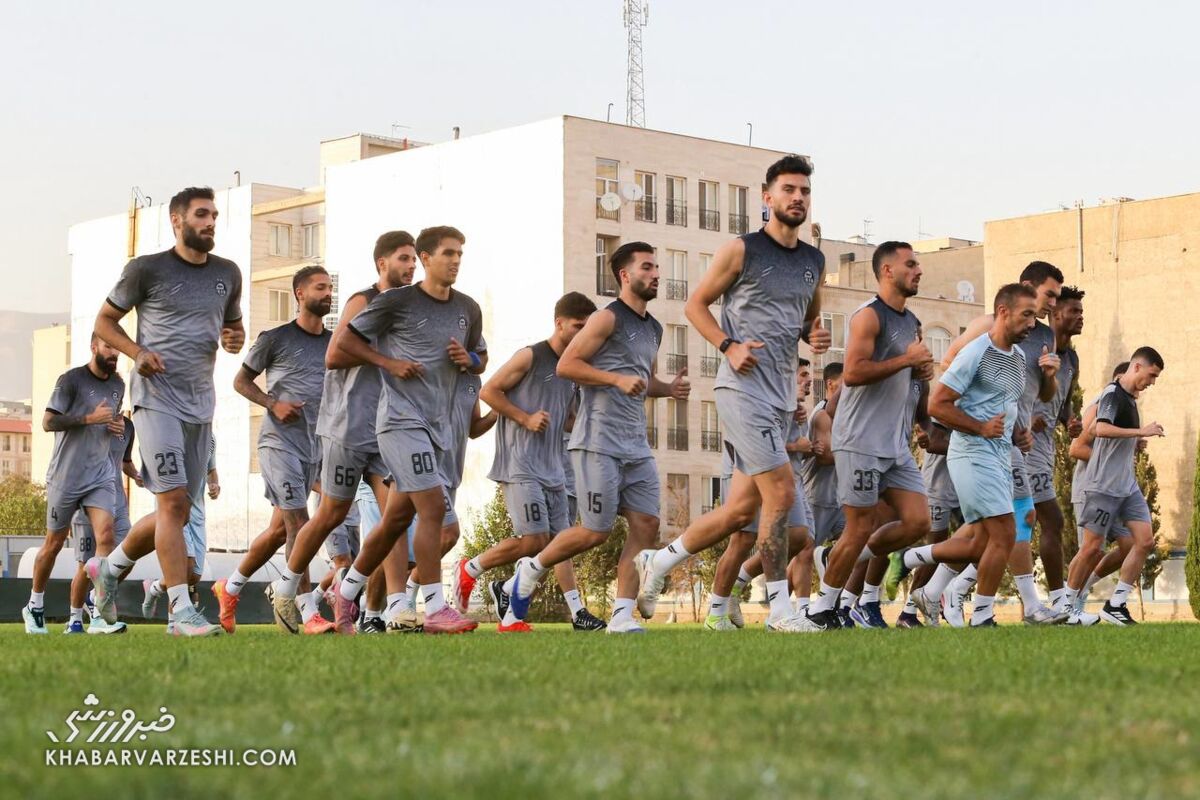 بازگشت بازیکن مغضوب ساپینتو به استقلال/ بعد از آقاسی یک بازیکن دیگر هم بخشیده شد؟ +عکس