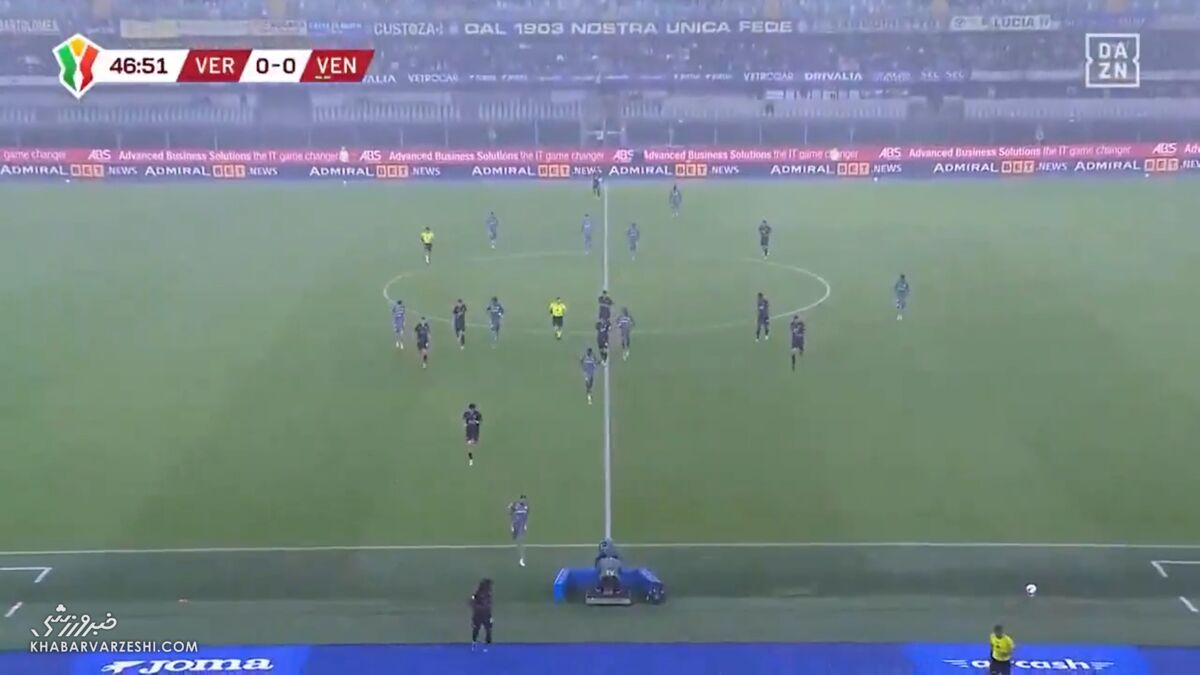 ویدیو| تگرگ شدید در جام حذفی ایتالیا/ فرار بازیکنان و داور به بیرون از زمین! ویدیو| تگرگ شدید در جام حذفی ایتالیا/ فرار بازیکنان و داور به بیرون از زمین!