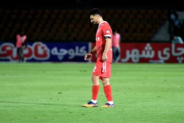 واکنش جالب کاپیتان پرسپولیس به تساوی مقابل ملوان/ دلیل تشویق عالیشاه چه بود؟!