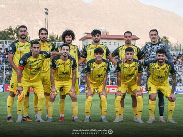 سپاهان طلایی رنگ به مصاف آخال ترکمنستان می‌رود +عکس