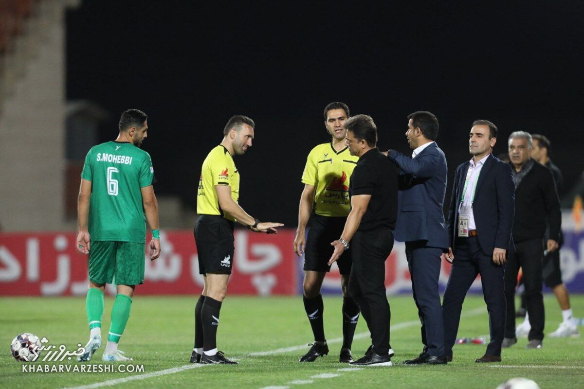 ویدیو| با این اشتباهات ۵ امتیاز از ما گرفتید؛ شمس آذر هم به معترضان اضافه شد! ویدیو| با این اشتباهات ۵ امتیاز از ما گرفتید؛ شمس آذر هم به معترضان اضافه شد!