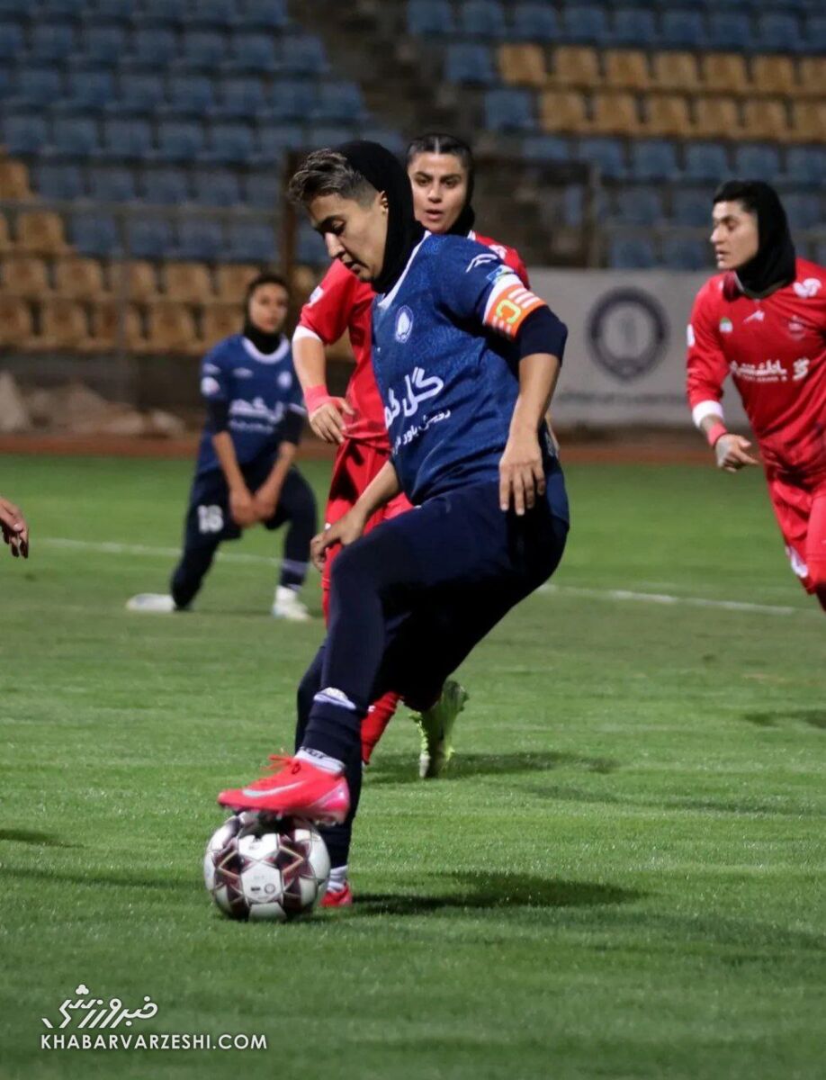 افسانه چترنور 