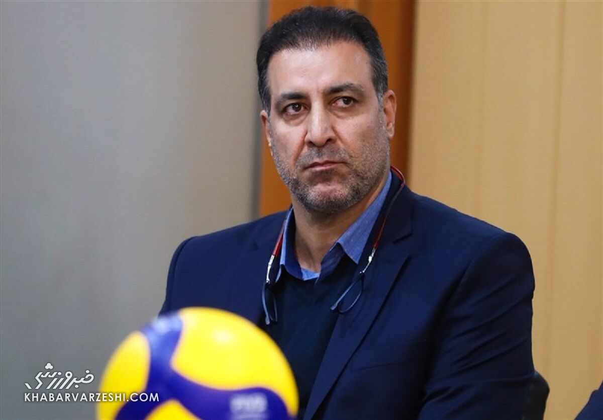 امیرحسین منظمی: فدراسیون والیبال از تیم ملی تمام قد حمایت می‌کند