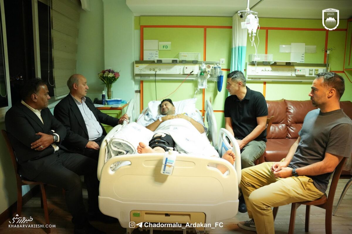 عیادت مهدی تاج از سرمربی چادرملو +عکس