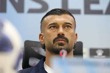 خبرورزشی‌گردی| رامین رضاییان: حملات به مهدی طارمی منصفانه نبود/ شایعه درگیری من با دروازه‌بان پرسپولیس را باور نکنید/ از هلیکوپتر و جت اسکی می‌ترسم!