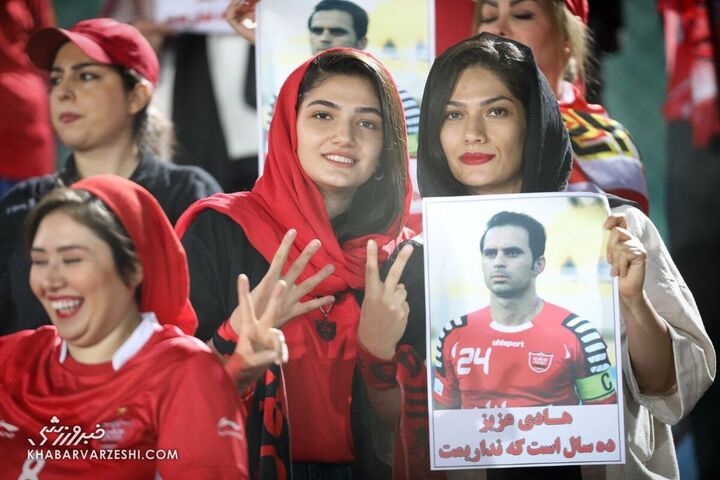 هواداران پرسپولیس؛ پرسپولیس - گل گهر