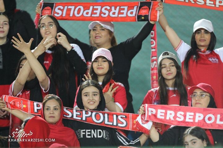 هواداران پرسپولیس؛ پرسپولیس - گل گهر