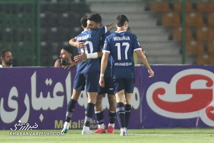 شادی گل مهدی تیکدری؛ پرسپولیس - گل‌گهر