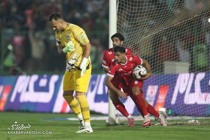 شادی گل علی علیپور؛ پرسپولیس - گل‌گهر