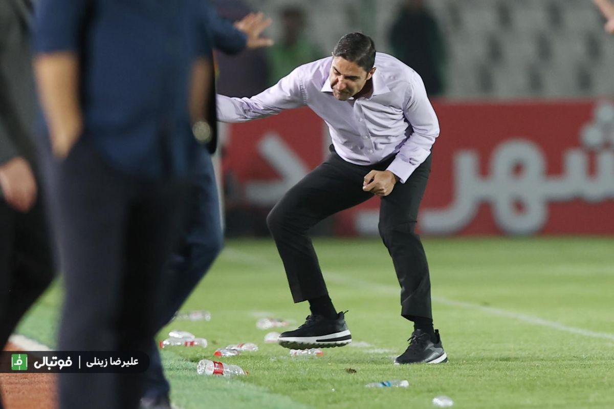 عصبانیت وحید هاشمیان در دیدار پرسپولیس و گل گهر