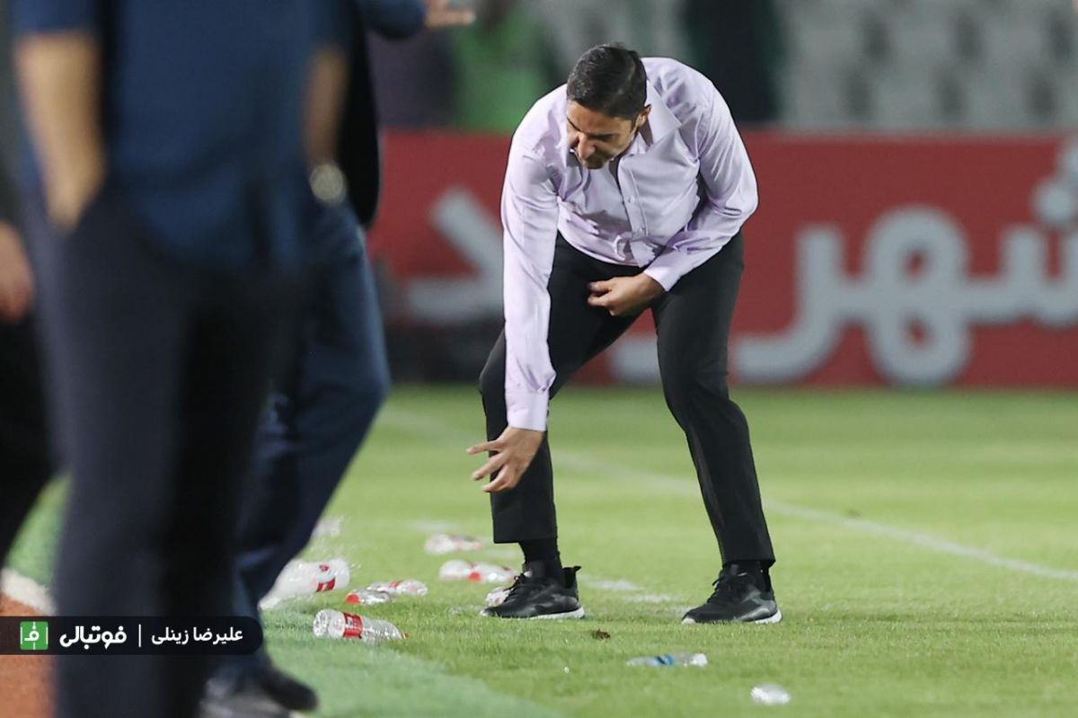 عصبانیت وحید هاشمیان در دیدار پرسپولیس و گل گهر