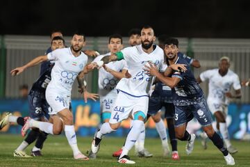 مشکل بازیکن سرشناس برای بازی در استقلال حل شد