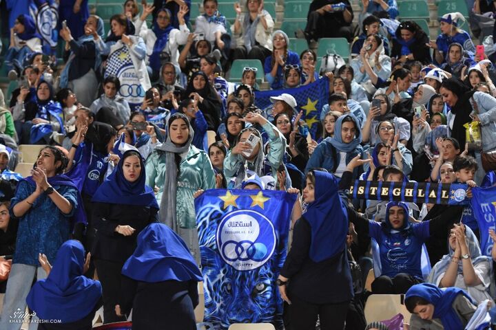 هواداران استقلال؛ چادرملو - استقلال