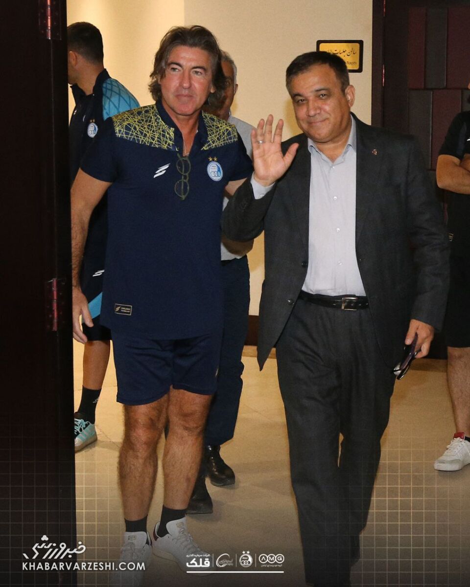 ساعاتی پیش از بازی حساس؛ جلسه خصوصی مدیریت با ساپینتو در اردوی استقلال +عکس