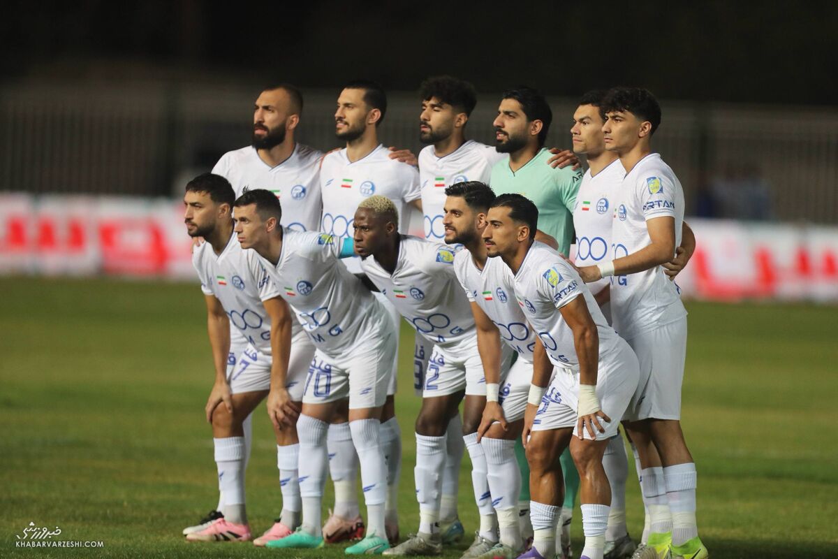 عکس تیمی استقلال مقابل چادرملو