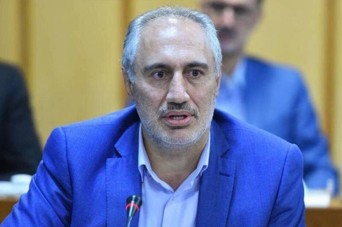 مشکل صداوسیما با حق پخش فوتبال چیست؟/ رئیس سازمان برنامه: ۱۵ سال است درگیریم…