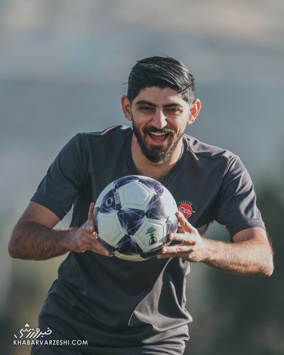 خبر بد برای پرسپولیس؛ ستاره کلیدی برگشت! +عکس