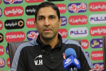 وحید دست به کار شد؛ رونمایی از لیست نقل و انتقالاتی هاشمیان برای نیم فصل