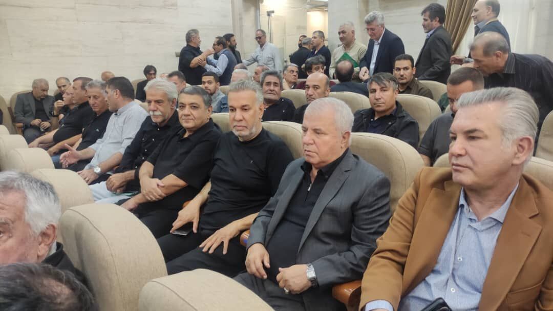 علی پروین