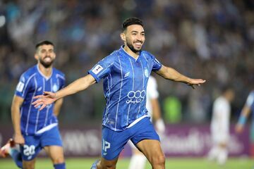 شایعات عجیب در خصوص ستاره گرانقیمت استقلال؛ منیر الحدادی دربی را از دست می‌دهد؟!