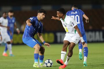 ترکیب احتمالی استقلال مقابل الوحدات/ ساپینتو ترکیب برنده را تغییر می‌دهد +عکس